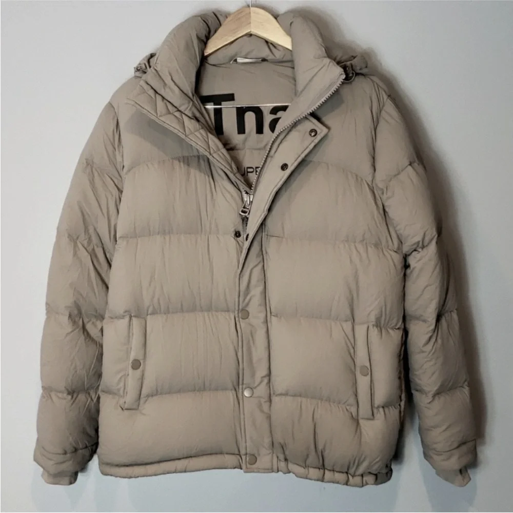 TnA The Super Puff Goose Down Aritzia Womens
Small Outerwear Coat - Picture 1 of 12